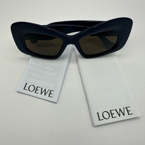 LOEWE Anagram 51MM Butterfly Sunglasses New Floor Sample main image 6